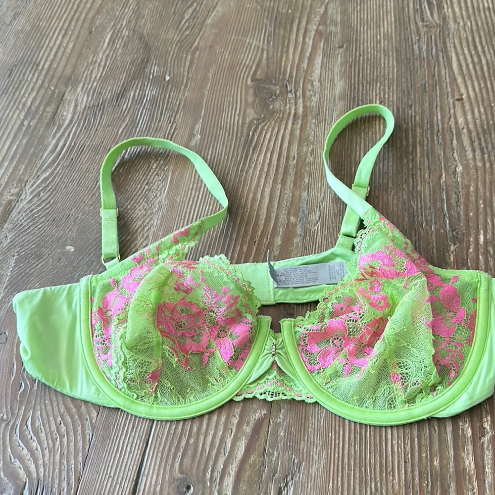 Victoria’s Secret lime green pink unlined Lacey bra 36C